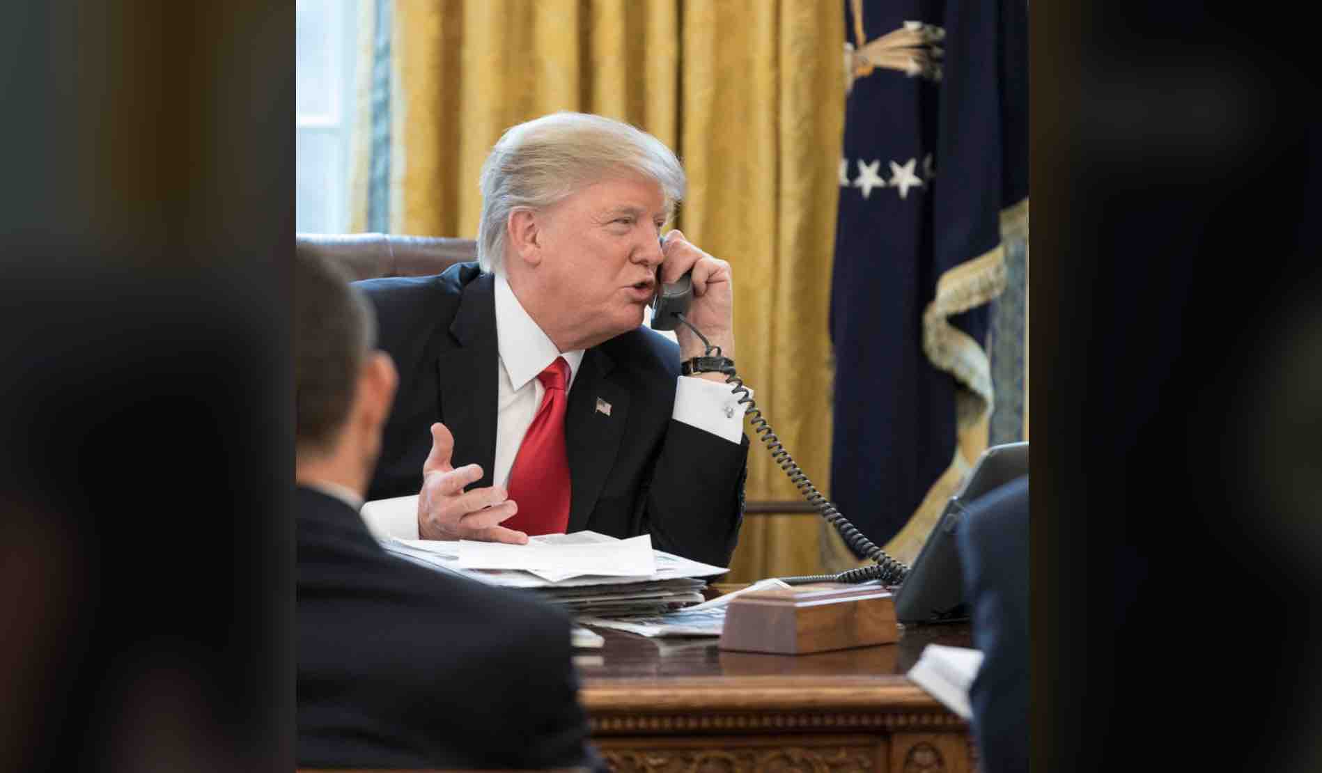 Donald Trump praised the governors on conference call
