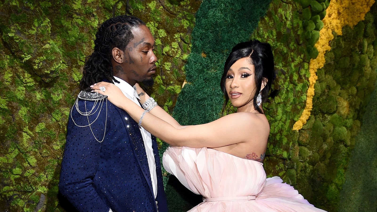 Cardi B Files For Divorce From Her Husband Offset Sonkonews 