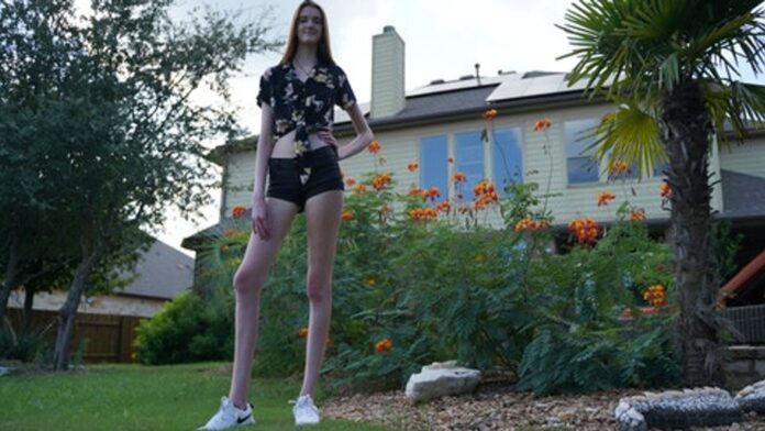 Teen Secures Record For World S Longest Female Legs Sonkonews