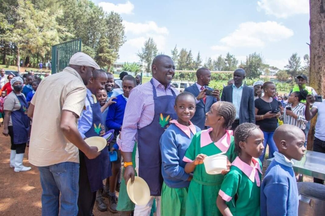 Ruto In Trouble For Queueing With Pupils For Food And Failing To Eat It