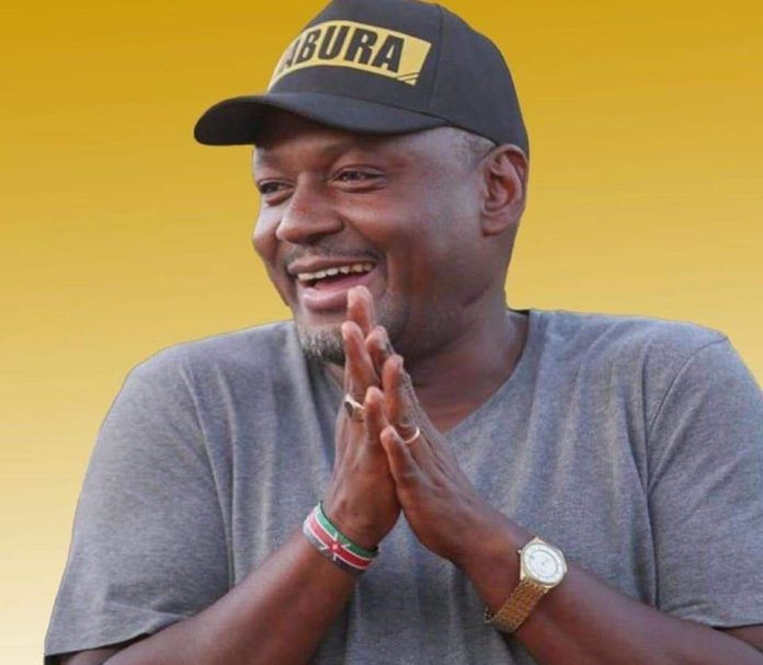 Unapologetic Otiende Amollo Flaunts His Ring After Miguna Challenged Him To Explain Why He Wears It